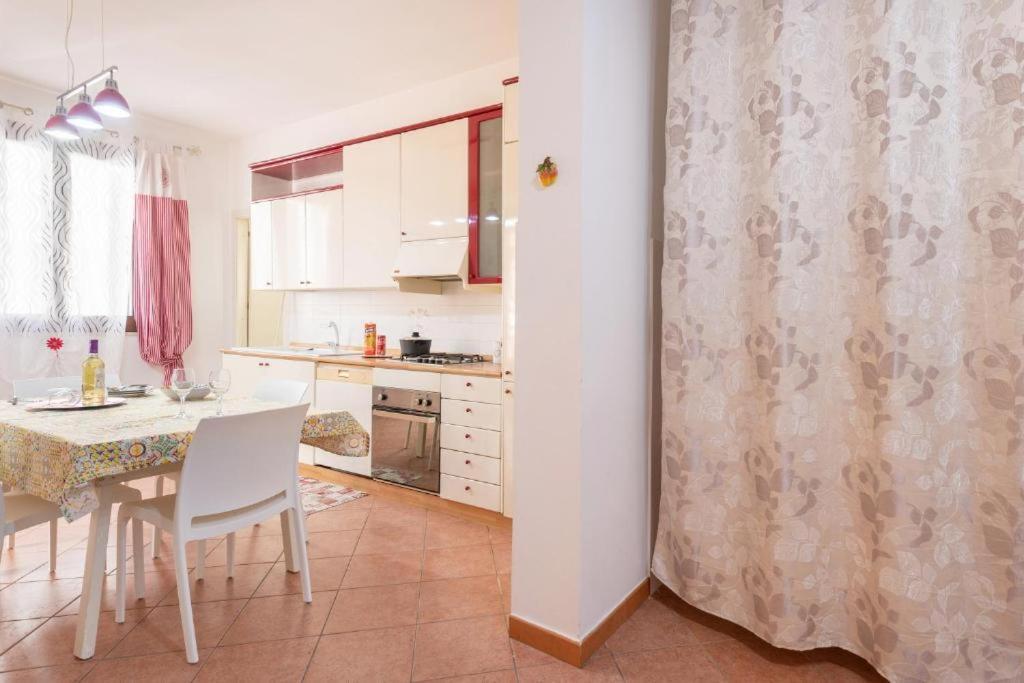Casa Vita In Centro Balestrate Zewnętrze zdjęcie